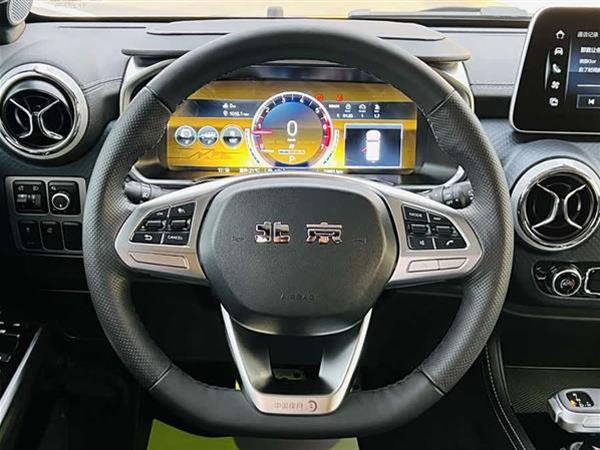 北京越野BJ40 2023款 2.0T 自动四驱环塔冠军版