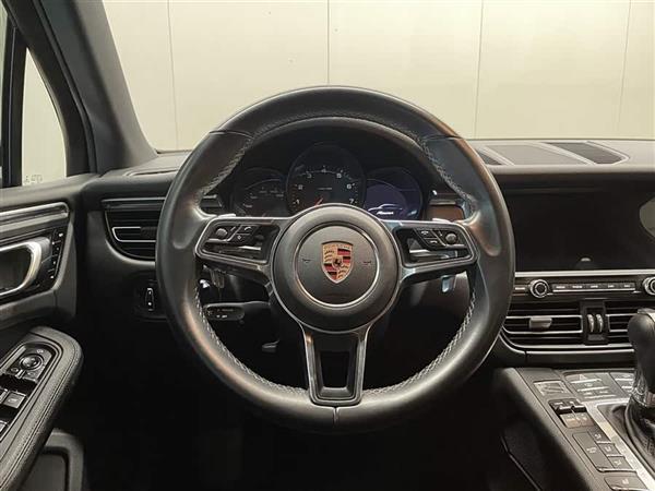 Macan 2018款 Macan 2.0T