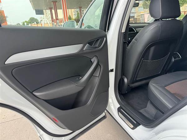 奥迪Q3 2018款 30周年年型 30 TFSI 时尚型