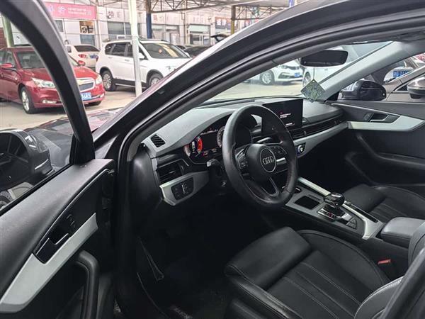 奥迪A4L 2020款 40 TFSI 豪华动感型