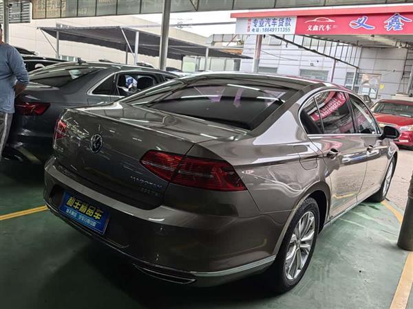 迈腾 2018款 改款 330TSI DSG 豪华型