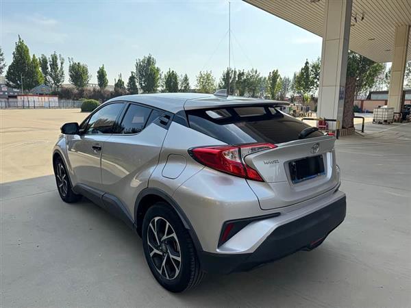 丰田C-HR 2020款 2.0L 领先版