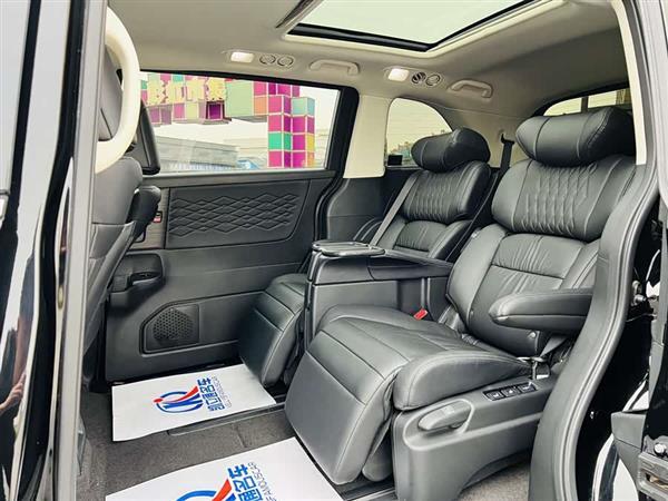 艾力绅 2022款 2.0L e:HEV 豪华版