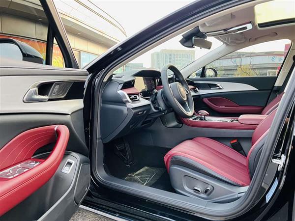 红旗H5 2025款 1.5T DCT旗韵版