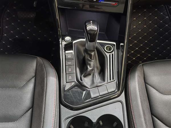 探岳 2021款 280TSI 两驱豪华智联版