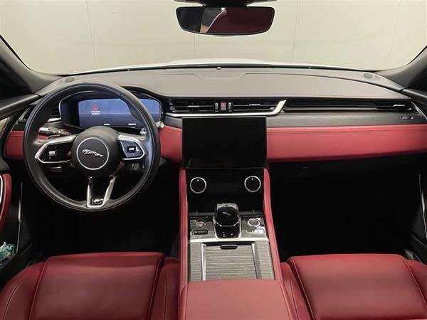 捷豹XFL 2021款 XFL 2.0T P250 两驱精英运动版