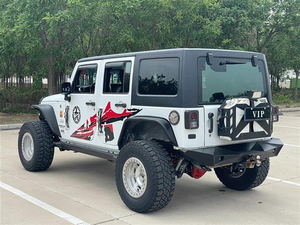 牧马人 2015款 3.0L Sahara 四门舒享版