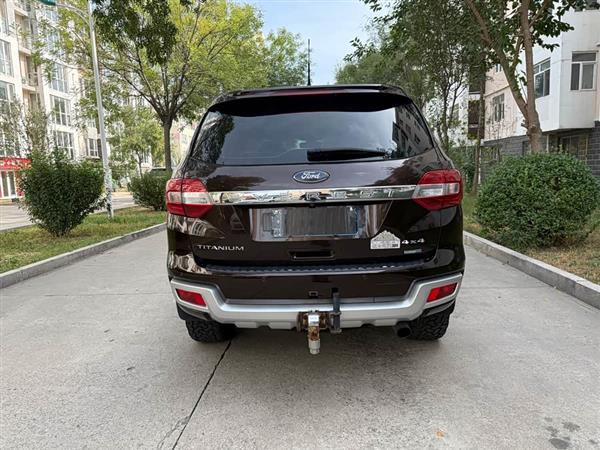 撼路者 2016款 2.0T 汽油自动四驱旗舰版