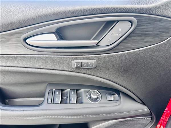 Stelvio斯坦维 2017款 2.0T 200HP 精英版