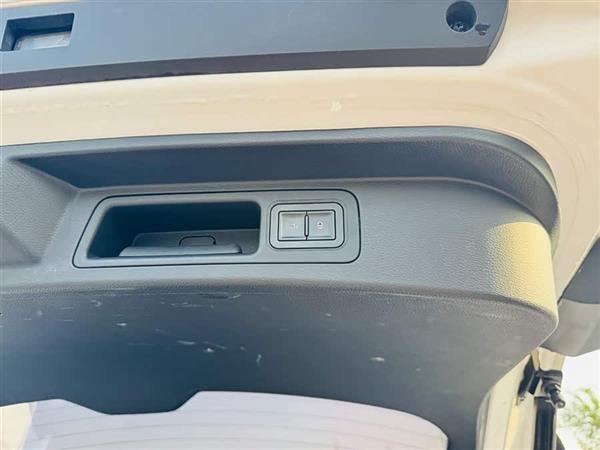 宋PLUS新能源 2021款 DM-i 110KM 旗舰PLUS