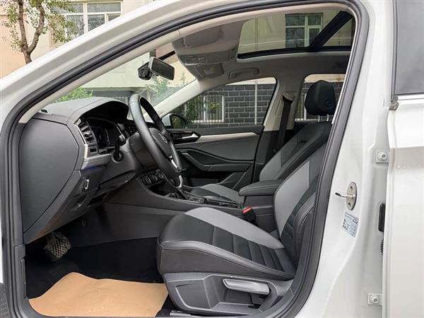 速腾 2022款 200TSI DSG超越版