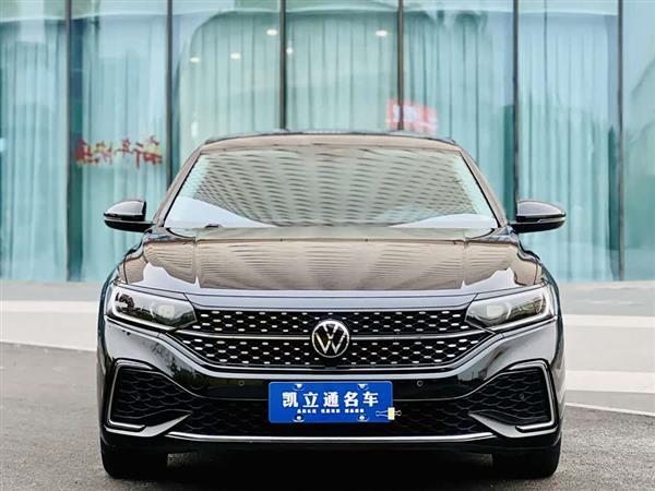 帕萨特 2023款 330TSI 星空精英版