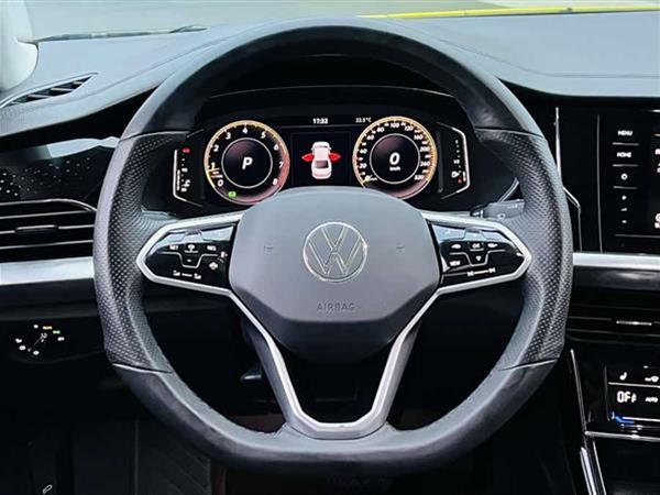 帕萨特 2023款 330TSI 星空精英版