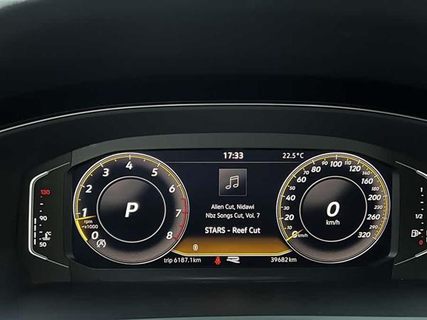 帕萨特 2023款 330TSI 星空精英版