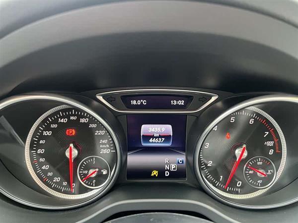 奔驰CLA(进口) 2018款 CLA 200 动感型