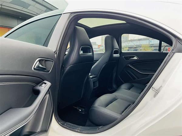 奔驰CLA(进口) 2018款 CLA 200 动感型