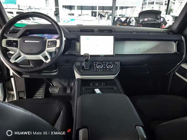 路虎卫士 2020款 110 P400 SE