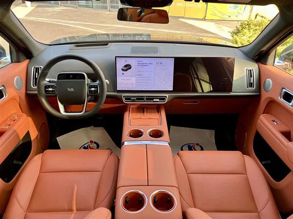 理想L8 2024款 Max