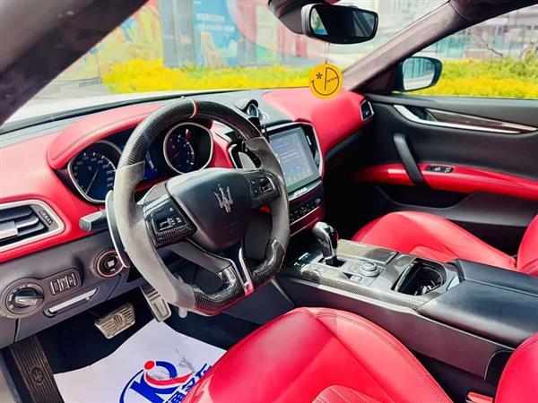 Ghibli 2017款 3.0T 标准版