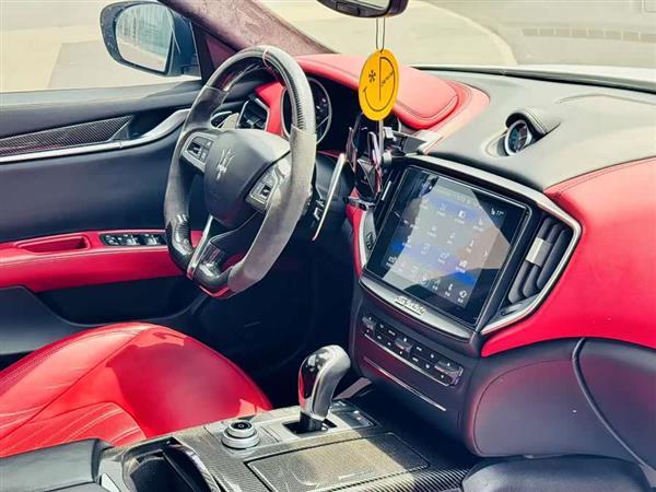 Ghibli 2017款 3.0T 标准版