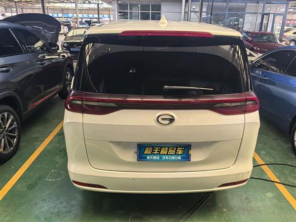 传祺M6 2019款 270T 自动尊贵版（六座）国V