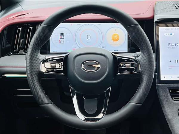 传祺M8 2023款 宗师系列 双擎 至尊版