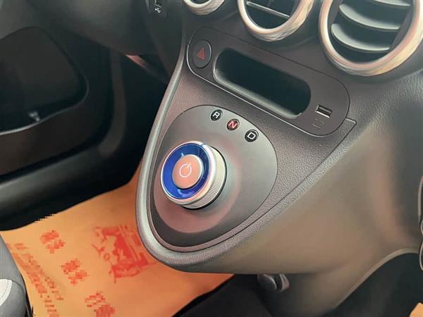 欧拉黑猫 2019款 351km 灵趣版