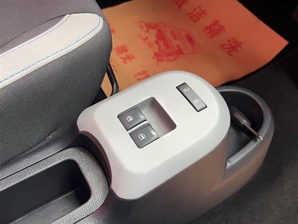 欧拉黑猫 2019款 351km 灵趣版