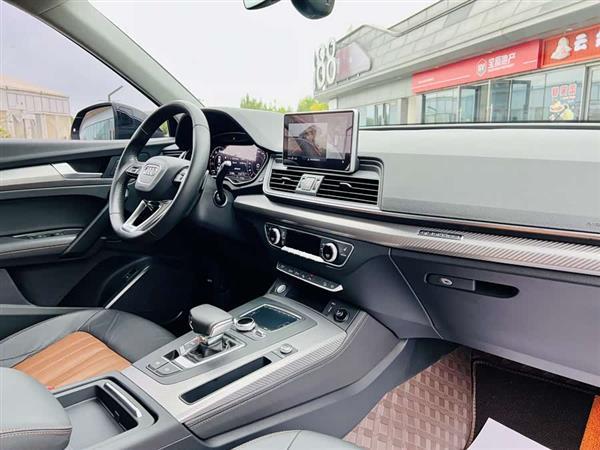 奥迪Q5L 2020款 45 TFSI 尊享时尚型