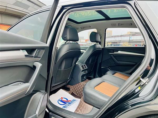 奥迪Q5L 2020款 45 TFSI 尊享时尚型