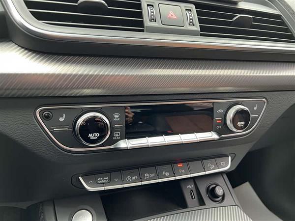 奥迪Q5L 2020款 45 TFSI 尊享时尚型