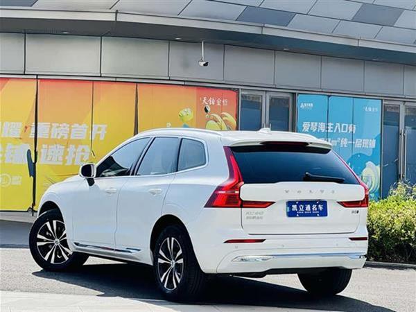 沃尔沃XC60 2023款 B5 四驱智逸豪华版