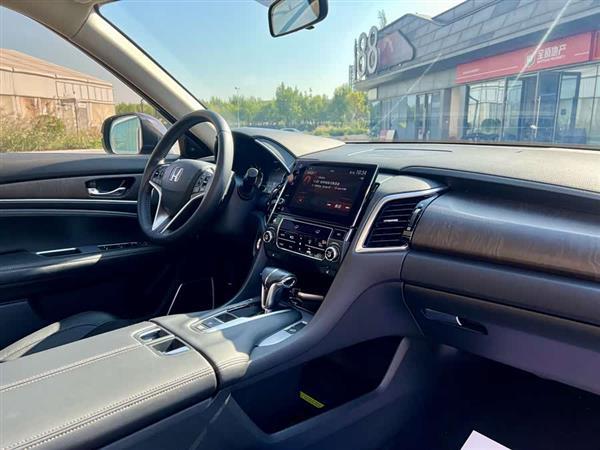 冠道 2020款 240TURBO 两驱智享版