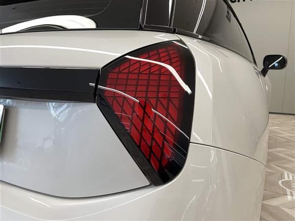 电动MINI COOPER 2025款 456km COOPER E 经典派