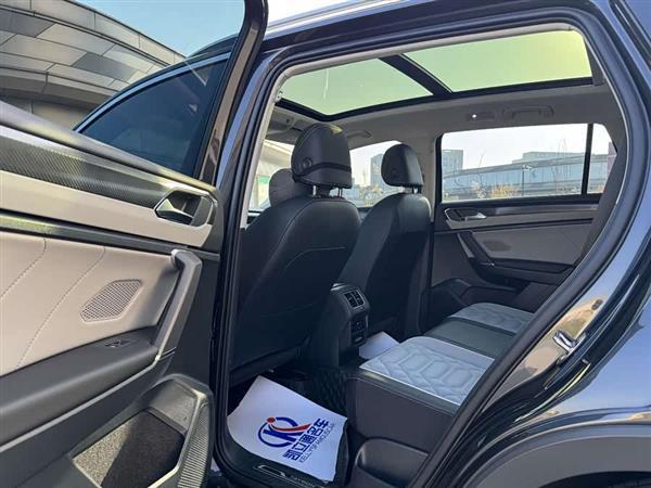 探岳 2024款 330TSI 两驱豪华Plus进阶版