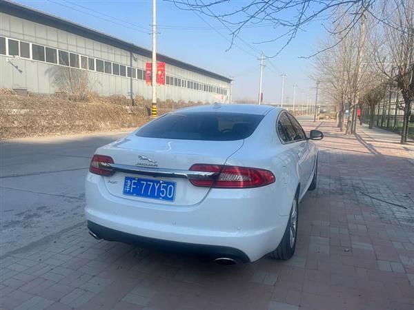 捷豹XF 2015款 XF 2.0T 风华版