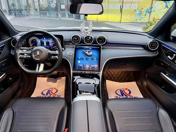 奔驰C级 2022款 C 200 L 运动版