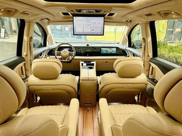 岚图梦想家 2024款 PHEV 超长续航旗舰版