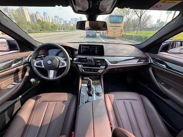 宝马5系 2020款 525Li M运动套装