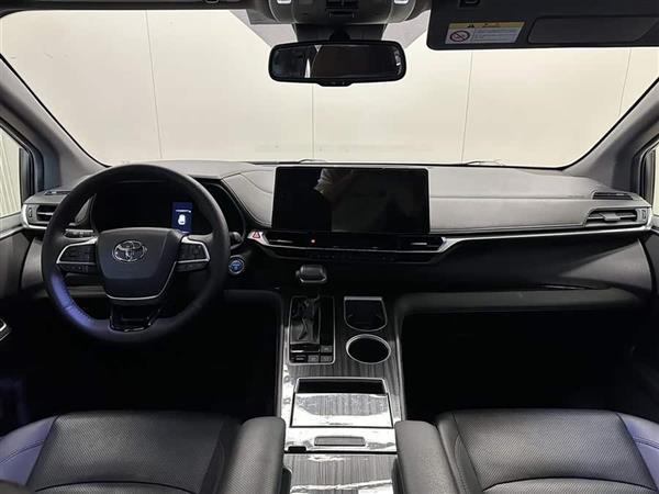 赛那SIENNA 2021款 2.5L混动 尊贵版