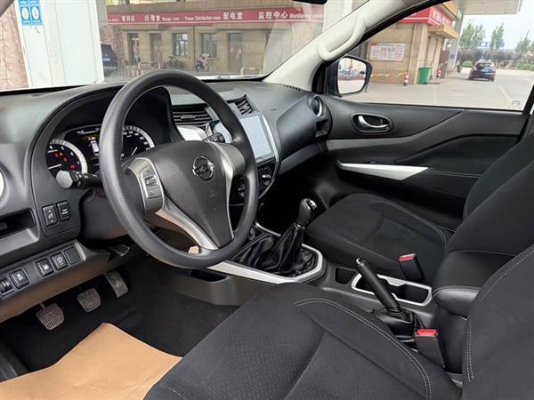 途达 2020款 2.5L XE 手动两驱精英版