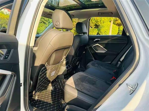 奥迪Q3 2023款 35 TFSI 时尚动感型（1.5T）