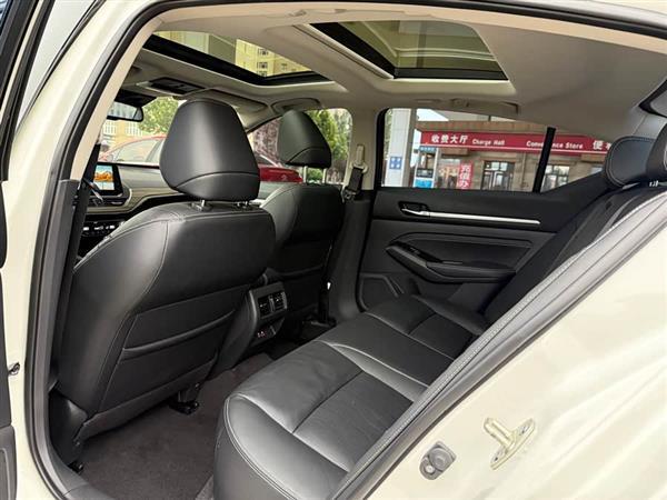 天籁 2021款 2.0L XL Upper AD1 智行领航版