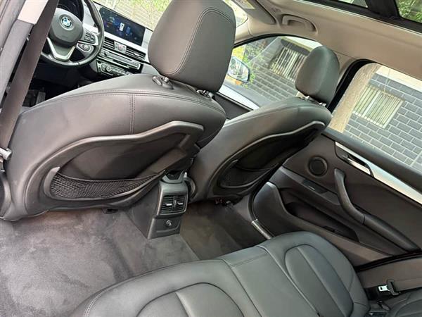 宝马X1 2018款 sDrive18Li 时尚型