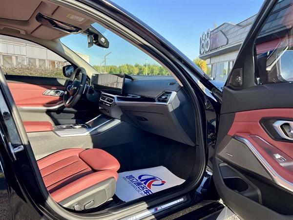 宝马3系 2024款 325Li M运动曜夜套装