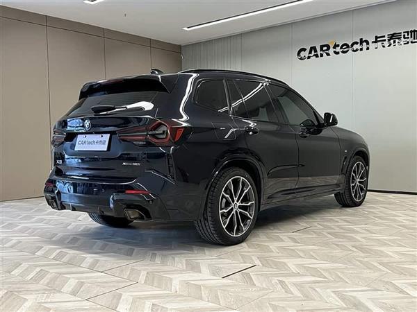 宝马X3 2022款 xDrive30i 领先型 M曜夜套装