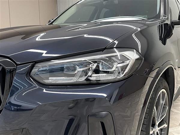 宝马X3 2022款 xDrive30i 领先型 M曜夜套装