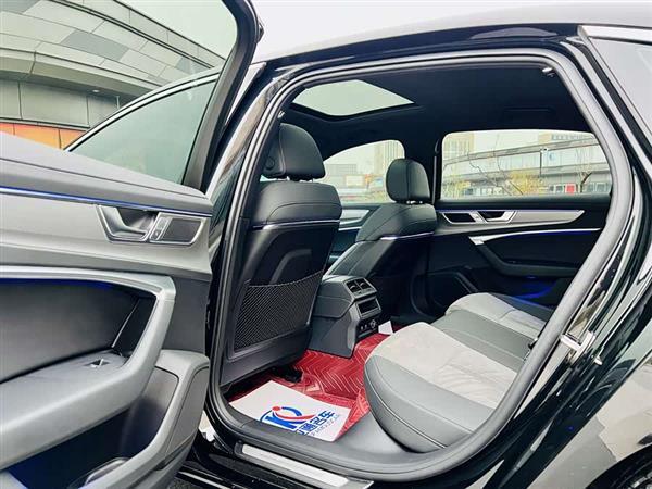 奥迪A6L 2023款 改款 40 TFSI 豪华动感型