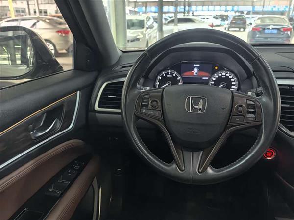 本田UR-V 2017款 370TURBO 两驱尊贵版 国V