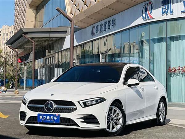 奔驰A级 2020款 改款 A 200 L 运动轿车动感型